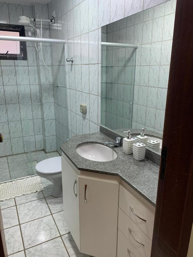 Solar De Bruna - Apartamento Com 2 Qts - 1 Suite - Garagem Coberta - Wi-Fi - Netflix - Acomoda 6 Pessoas A 70 Metros Da Praia 瓜拉派瑞 外观 照片
